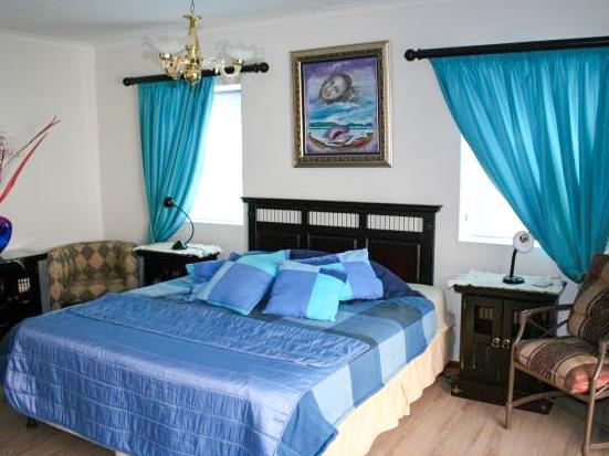 4 Bedroom Property for Sale in Stilbaai Wes Western Cape